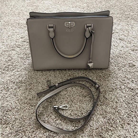 Michael Kors Handbags - Michael Kors Elegant Gray Satchel